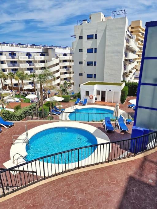 Ferienwohnung Acogedor Piso Con Terraza Y Parking! Benalmádena Exterior foto